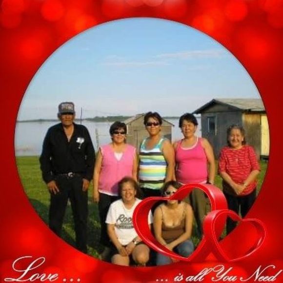 Meet your Posher, Claudia - Picture 1 of 1